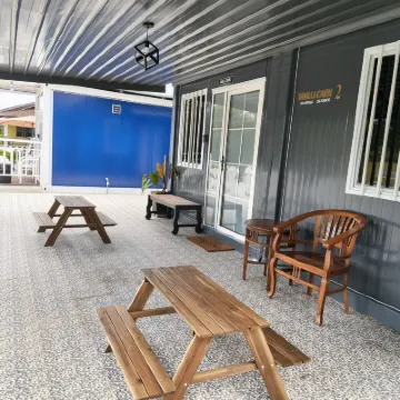 The Vanilla Cabin 2 Hotels near Marine Park