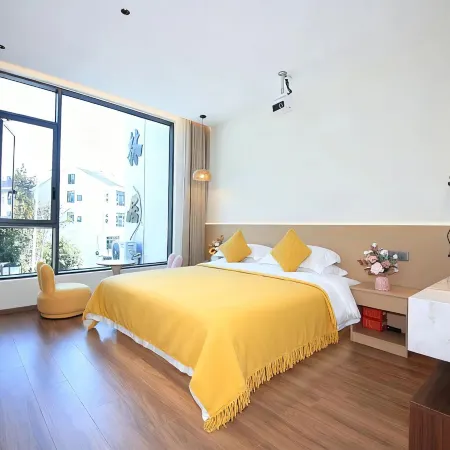 Tree Retreat · Designer Leisure Homestay (Sanqingshan Scenic Area Branch)