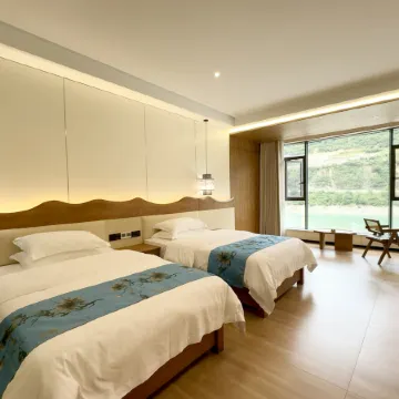 Pingwu Baima Guzhai No. 1 Manor