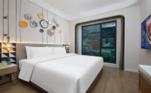 O.LIVE Social (Yangshuo West Street Lijiang Branch)