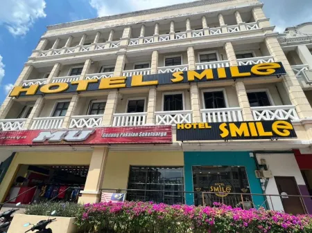 Smile Hotel Putrajaya Отели рядом с достопримечательностью «Masjid Tuanku Mizan Zainal Abidin (Masjid Besi)»