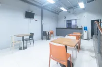 Metro Deluxe Residences near World Trade Center