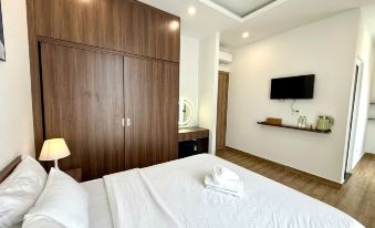 May House Grandworld on the beach