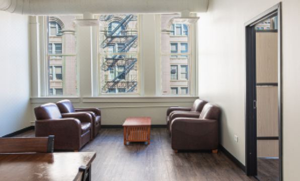 HI Chicago Hostel