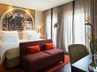 Pestana Porto - A Brasileira, City Center & Heritage Building Hotels near Sé