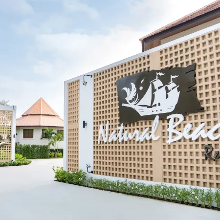 Natural Beach Resort (Thasala)