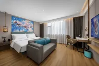 Magnotel Hotel (Handan Jize Shijing Cultural Park) - Parking