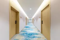 Jianli Yuewei Light Hotel (Jianli No.1 High School Changqing City Plaza)