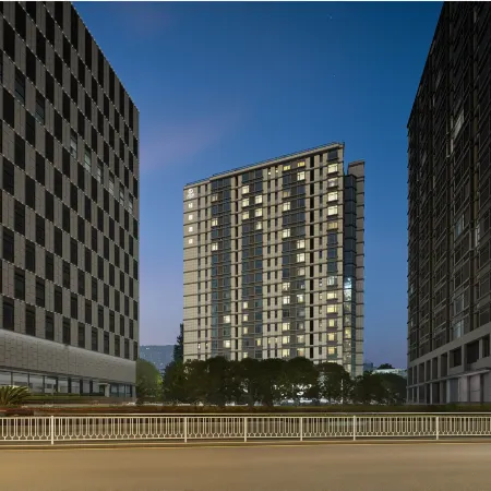 Atour Light Shanghai Wujiaochang Wanda Plaza Отели рядом с достопримечательностью «Стадион «Цзянвань»»