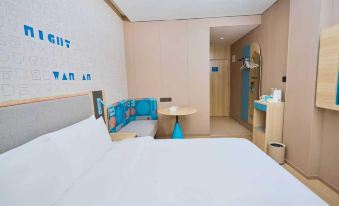 Home Inn (Ningjin Central Street Square Store, Dezhou)