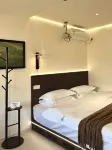 InTree Hotel - Airport Shuttle