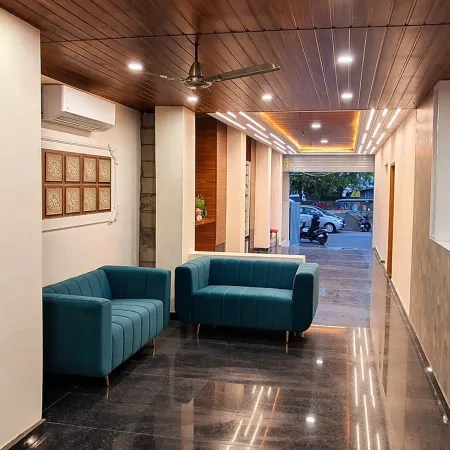 Hotel SVR Grand