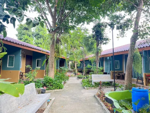 Q Zone Boutique House