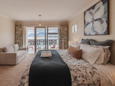 Ohana Tekapo Vista - 3BR, Hot Tub & Stunning Views