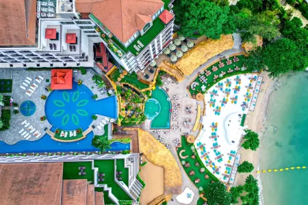 Garden Cliff Resort & Spa Pattaya