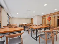 Longting Hotel Hotels in Junlian County