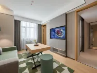 Country Inn & Suites by Radisson (Anshun Zhenning Store) Hotels in Zhenning Buyei and Miao Autonomous County