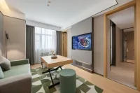 Country Inn & Suites by Radisson (Anshun Zhenning Store)
