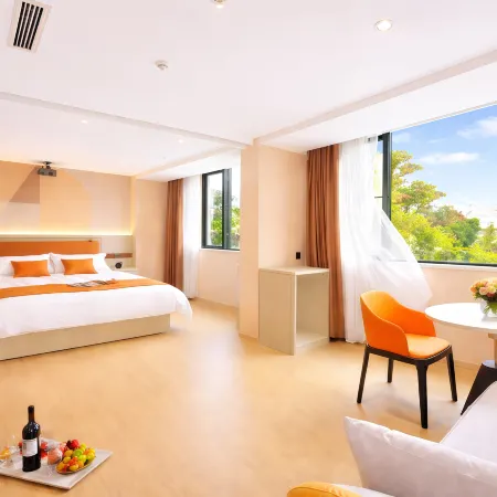 Yihe Spring Hotel (Yueqing Times Square)