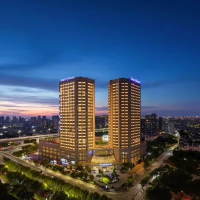 Howard Johnson Sunshine Plaza Ningbo Hotel dekat Jembatan Wangchun
