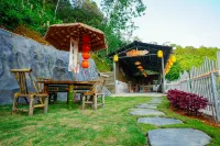 Mengshanju Homestay (Gu Long Xia)