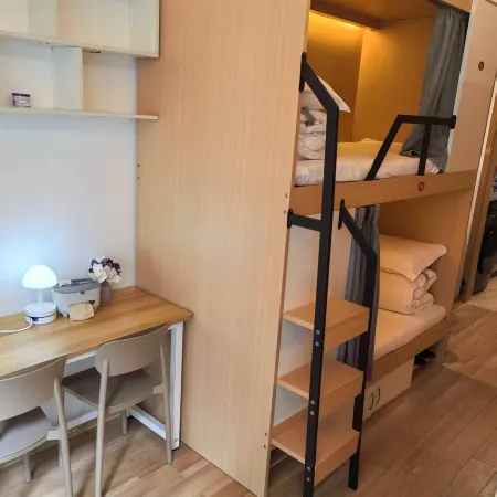 Dream Pursuit Hostel (Foshan Haihui Plaza)