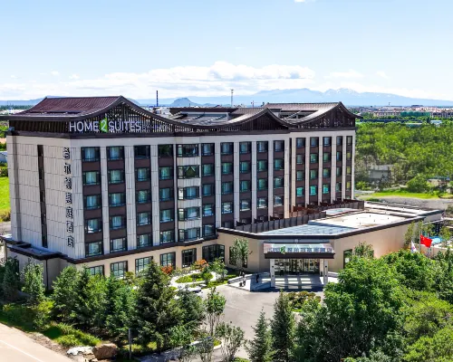 Home2 Suites by Hilton Changbaishan Hot Spring Ξενοδοχεία στην πόλη Αντού