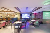 Manxin Hotel Shangri-La Dukezong Ancient City - ที่มีบาร์