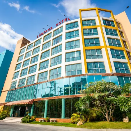 Lantana Resort Hotel Bangkok Отели рядом с достопримечательностью «Станция метро Ratchadapisek»