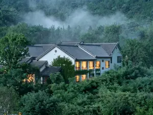Lujiang Yefushanju Residence Resort Hotel