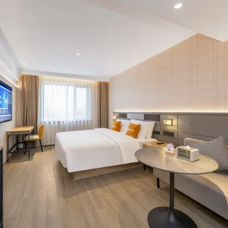 Home Inn Select(Hunchun Commercial Center Seafood Street Branch)