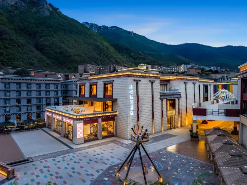 Muhua Private Hot Spring Hotel (Daocheng Yading Scenic Area Branch) - 발코니