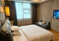 Shannan Yajiang Star Theme Hotel - Mountain view
