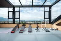 LUZBAISHA Wild Luxury Homestay | Mountain Snow Bank, Sunrise Golden Peak (Baisha, Lijiang) - Gym