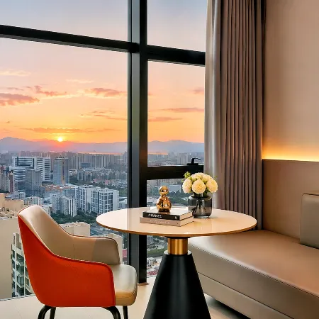 DC Cloud Scenic Hotel (Nanchang Star Ferris Wheel The Mixc)