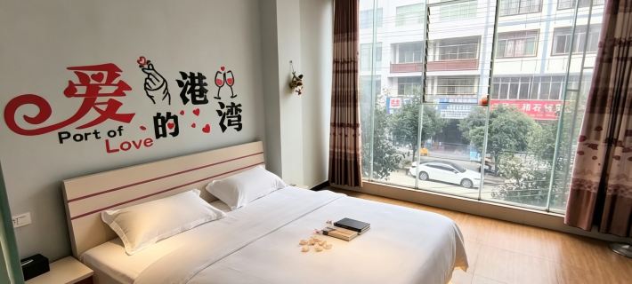 森耀ビジネスホテル（徳江環球港徳江県中等職業学校） 徳江のホテル