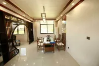 Deqin Xincheng Yujv Homestay - Inns