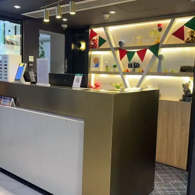 100 Inn (Zhoupu Wanda) Hotels near Nanhui Martyrs Cemetery