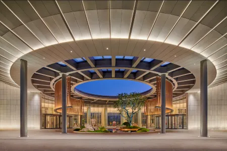 DoubleTree by Hilton Jiangxi Fuzhou Отели рядом с достопримечательностью «Zhengjue Ancient Temple»