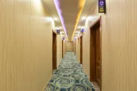 City 118 Select Hotel (Wuyi New Century Shopping Plaza)