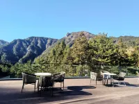 Yuexi Miaodao Mountain Residence