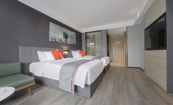1. Huzhou T..