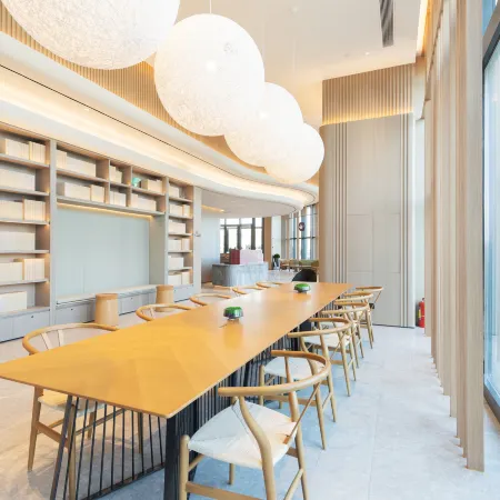 JI Hotel (Cangzhou West Railway Station Jinggui Center)