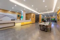 Thank Inn Hotel (Xianning Tongshan Government Square Passenger Terminal Store) Hotel di Tongshan