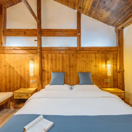 Floral Hotel · Quzhou Yueming Cangwu Hotel (Ziweishan National Forest Park Branch)