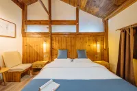 Floral Hotel · Quzhou Yueming Cangwu Hotel  (Ziweishan National Forest Park Branch)