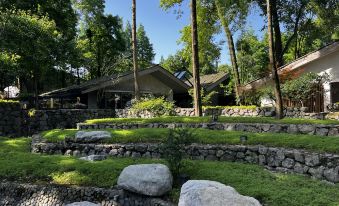 Qingcheng Study Eco Resort Hotel