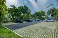 FOSTIANO HOTEL XISHUANNGBANNA - parking