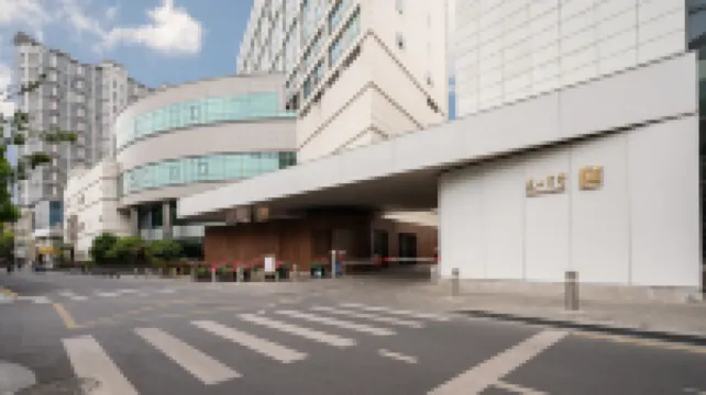 Kunshan Hotel Hoteles cerca de Tinglin Garden