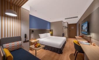 Orange Hotel (Beijing Daxing Biomedical Base Longhu Tianjie Branch)